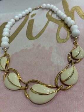 Elegant White and Gold Leaf Cream Enamel Link Necklace - Women Jewelry